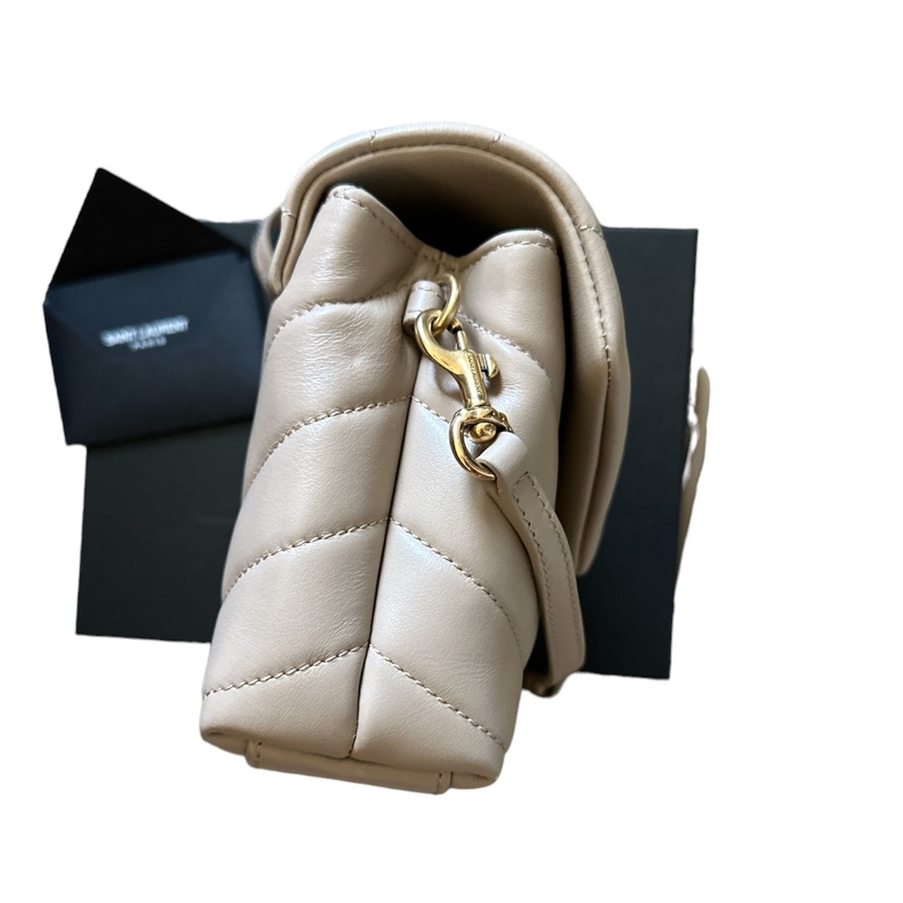 YSL Saint Laurent Toy Loulou Quilted Leather Bag - Picture 4 of 8